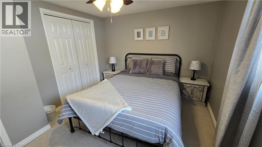 101 Lang Crescent Unit# B, Kitchener, ON - Indoor Photo Showing Bedroom