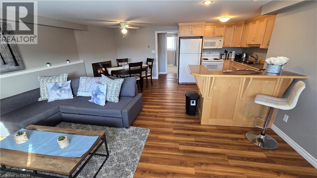 101 Lang Crescent Unit# B, Kitchener, ON - Indoor