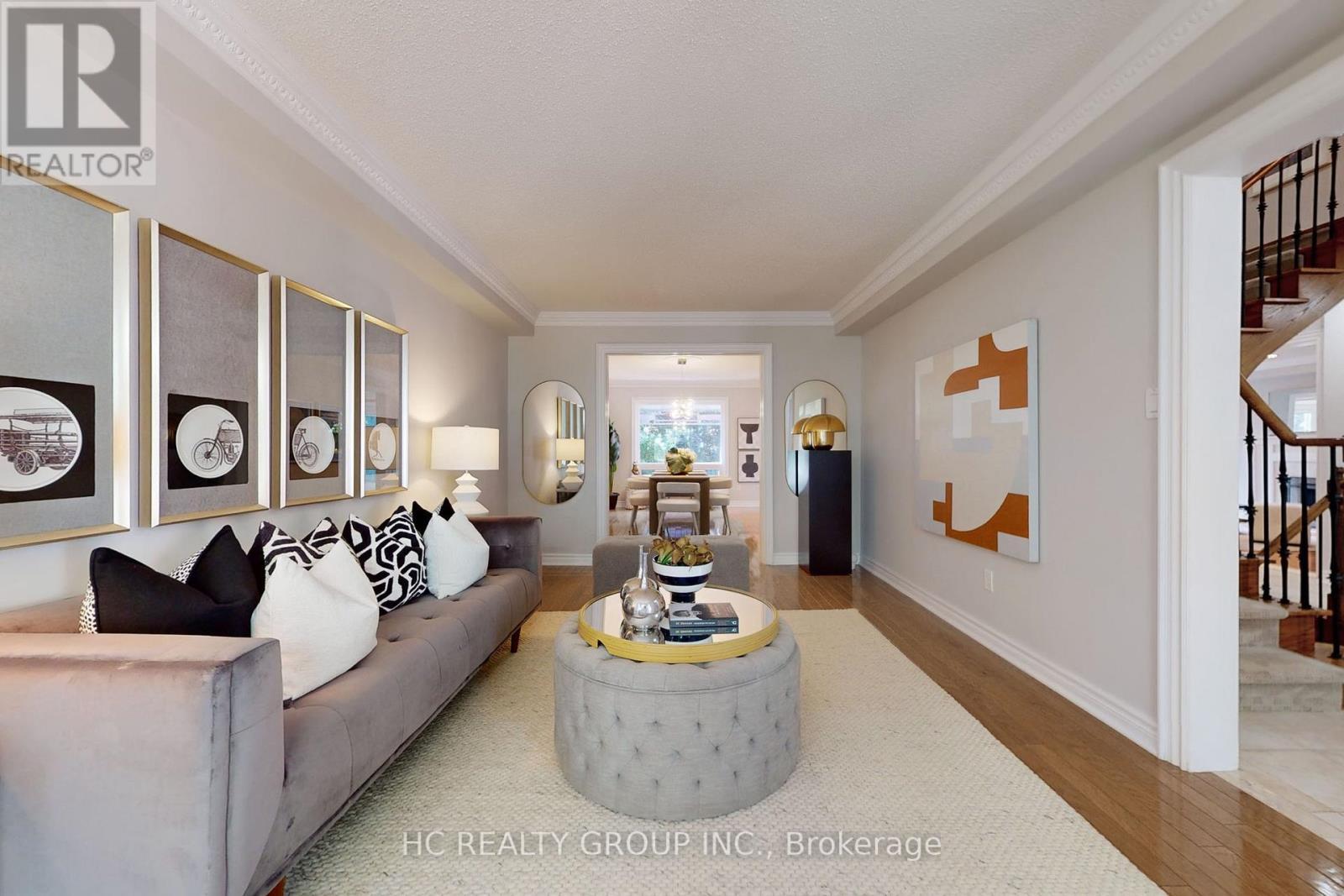 883 Darwin Drive, Pickering, ON - Indoor Photo Showing Living Room