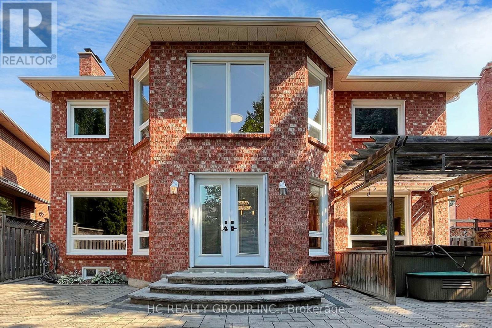 883 Darwin Drive, Pickering, ON - Outdoor