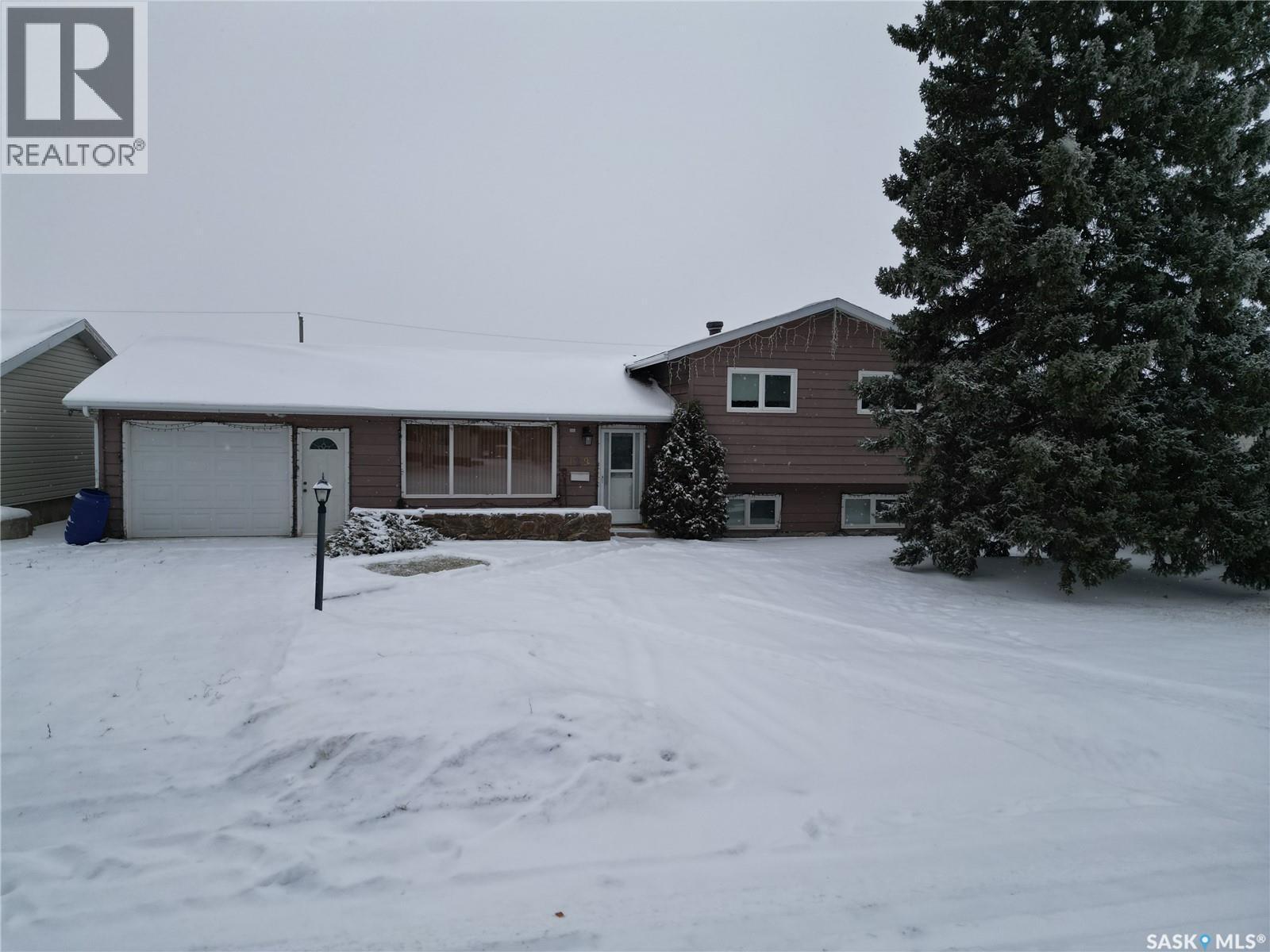 129 Dianne Street, Balcarres, SK - Outdoor