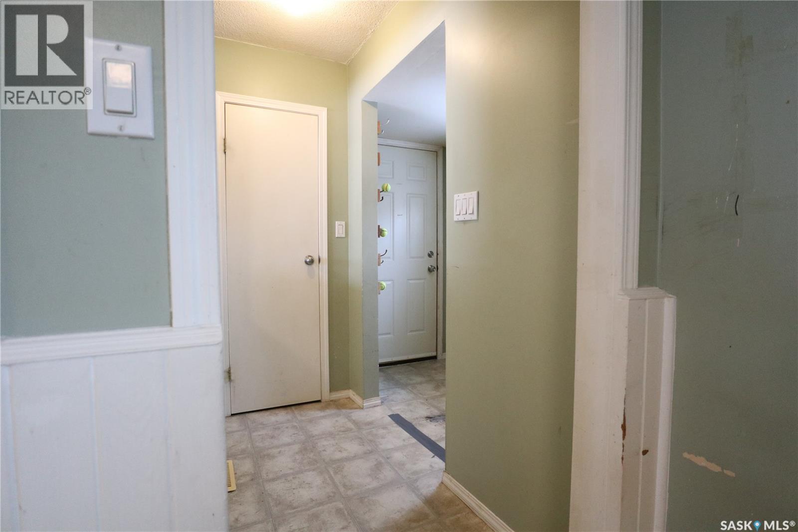 129 Dianne Street, Balcarres, SK - Indoor Photo Showing Other Room