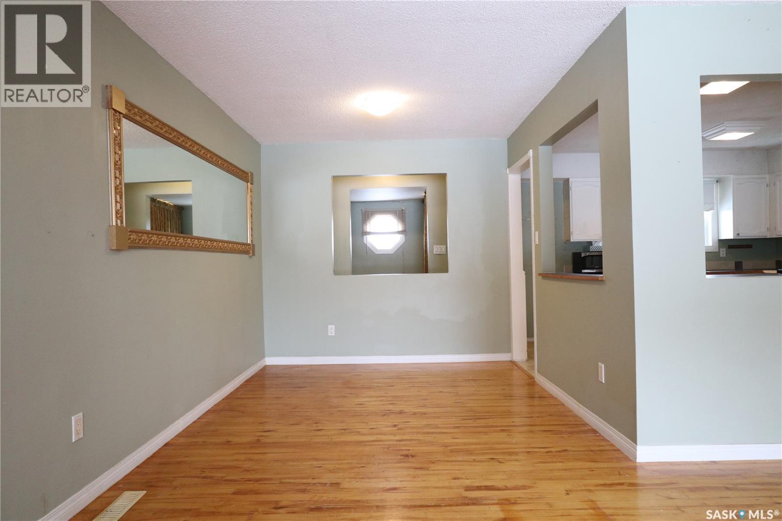 129 Dianne Street, Balcarres, SK - Indoor Photo Showing Other Room