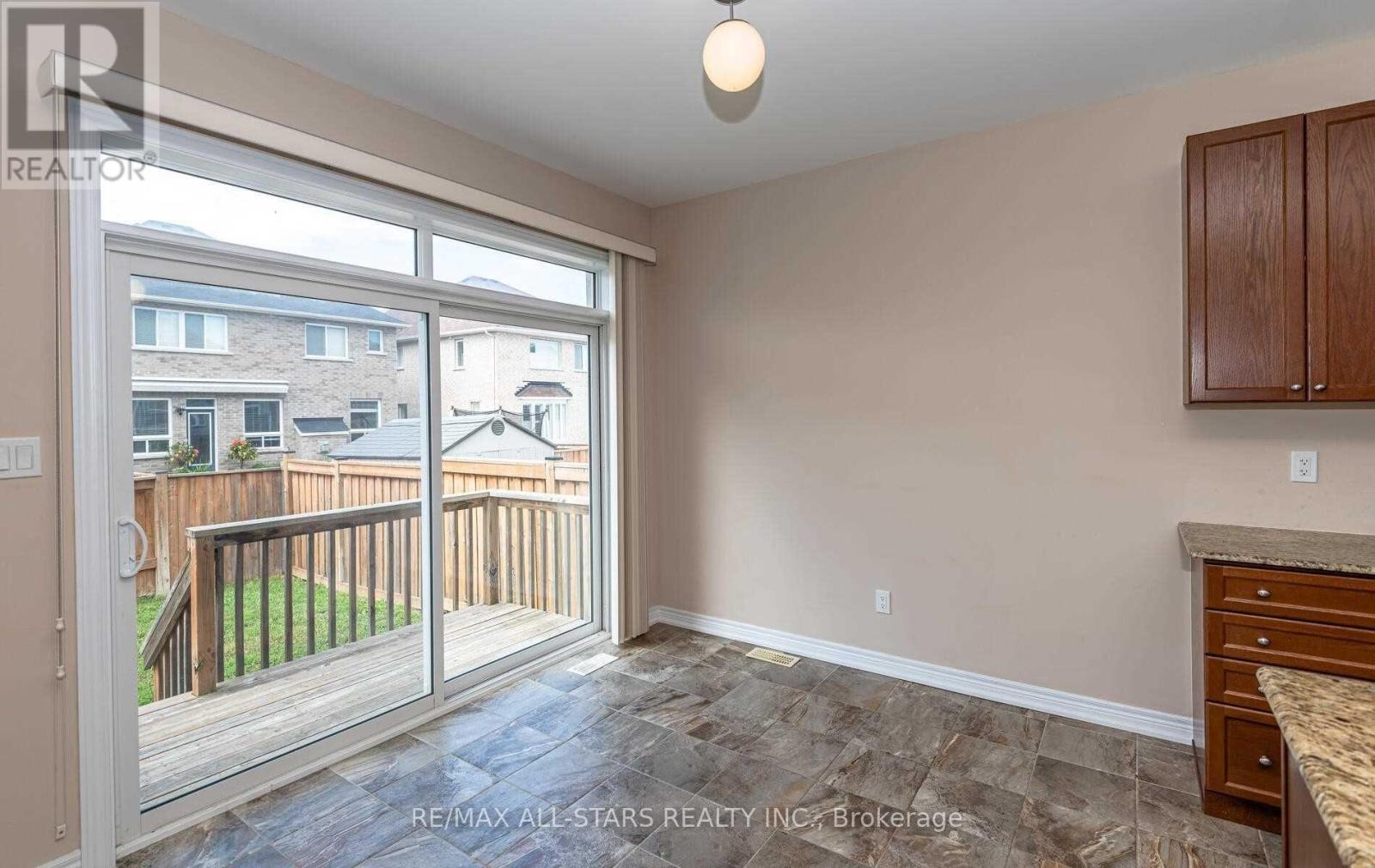 20 Beechener Street, Georgina, ON - Indoor Photo Showing Other Room