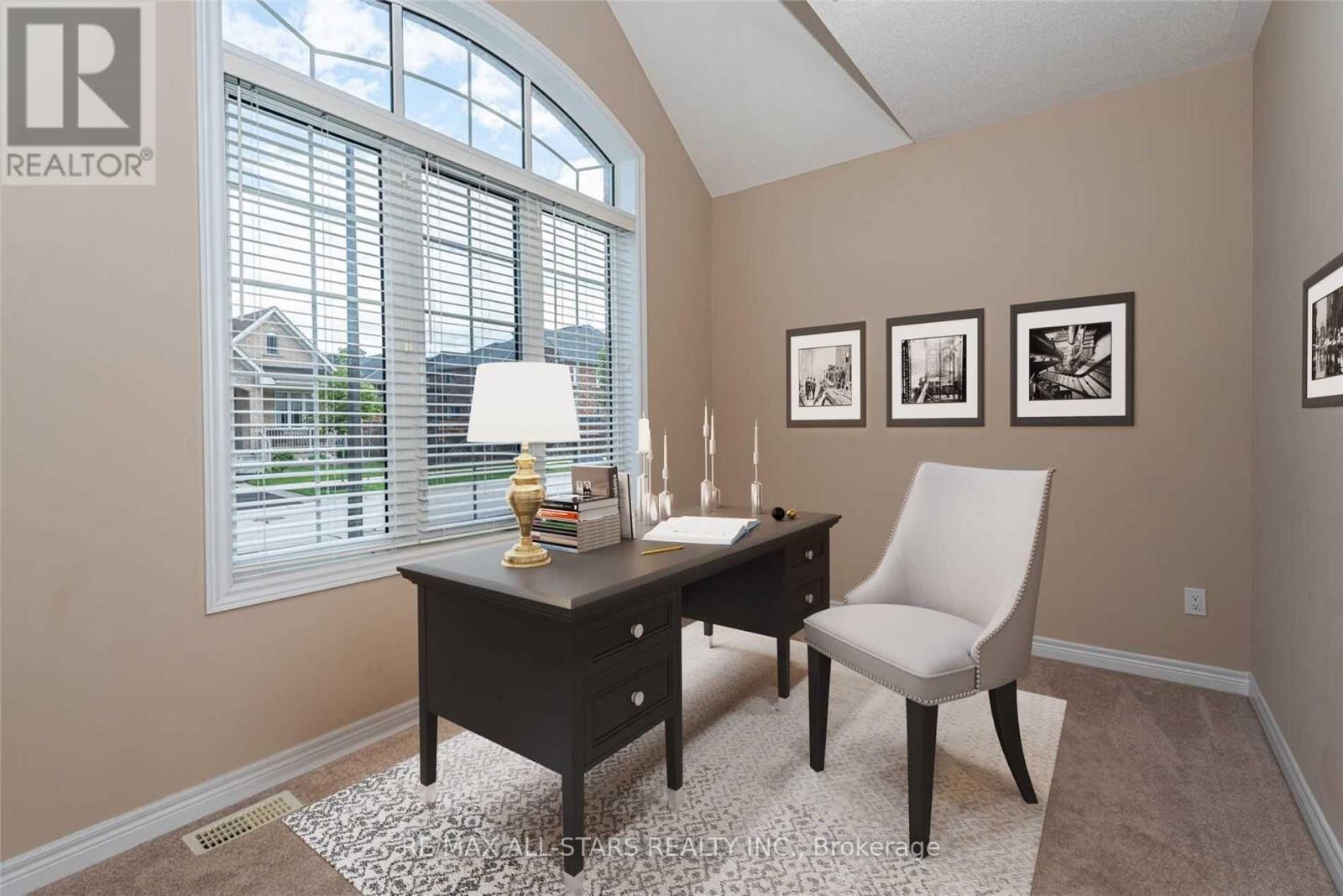 20 Beechener Street, Georgina, ON - Indoor Photo Showing Office