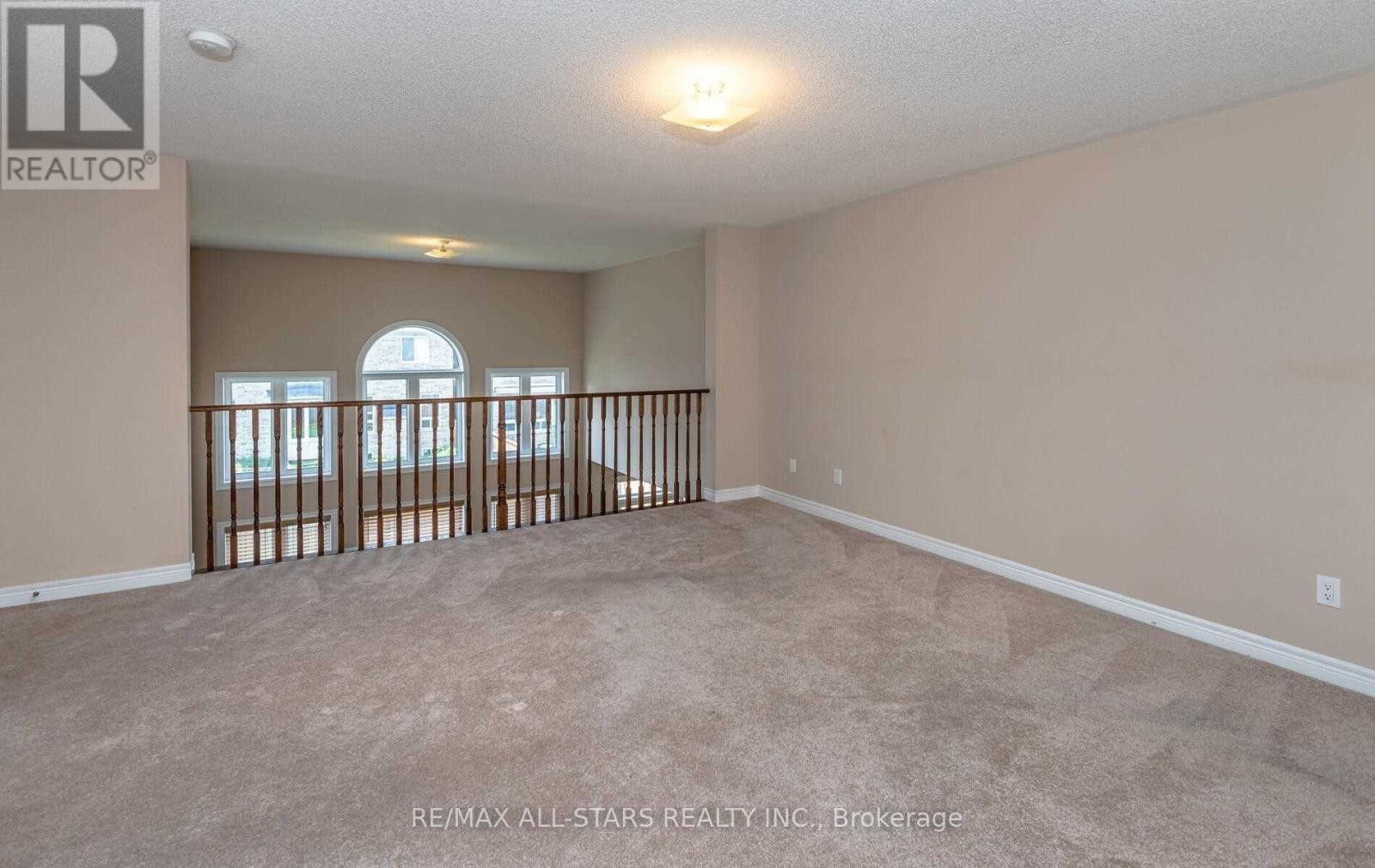 20 Beechener Street, Georgina, ON - Indoor Photo Showing Other Room