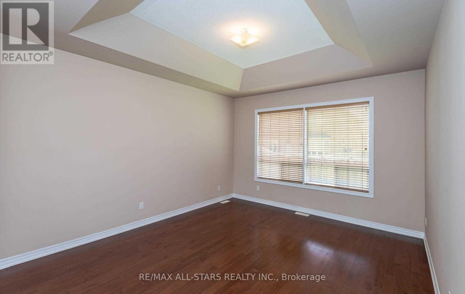 20 Beechener Street, Georgina, ON - Indoor Photo Showing Other Room