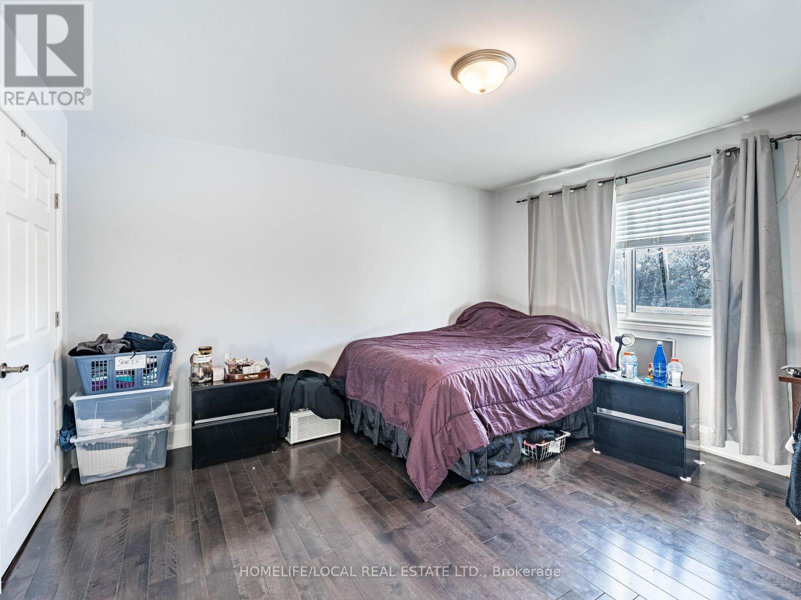 1958 Innisfil Heights Crescent, Innisfil, ON - Indoor Photo Showing Bedroom