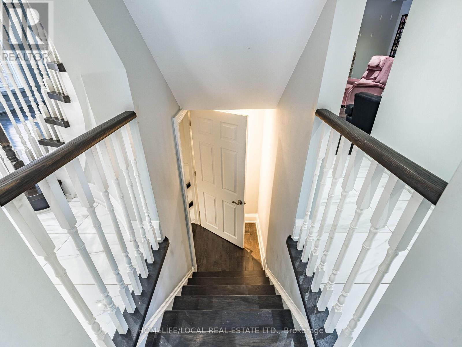 1958 Innisfil Heights Crescent, Innisfil, ON - Indoor Photo Showing Other Room