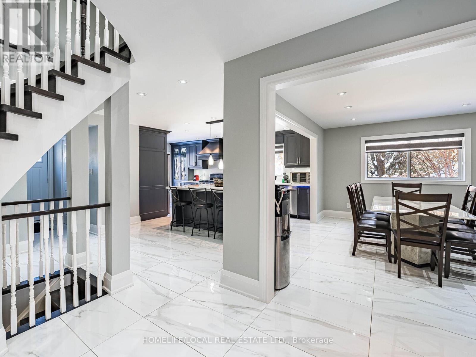 1958 Innisfil Heights Crescent, Innisfil, ON - Indoor