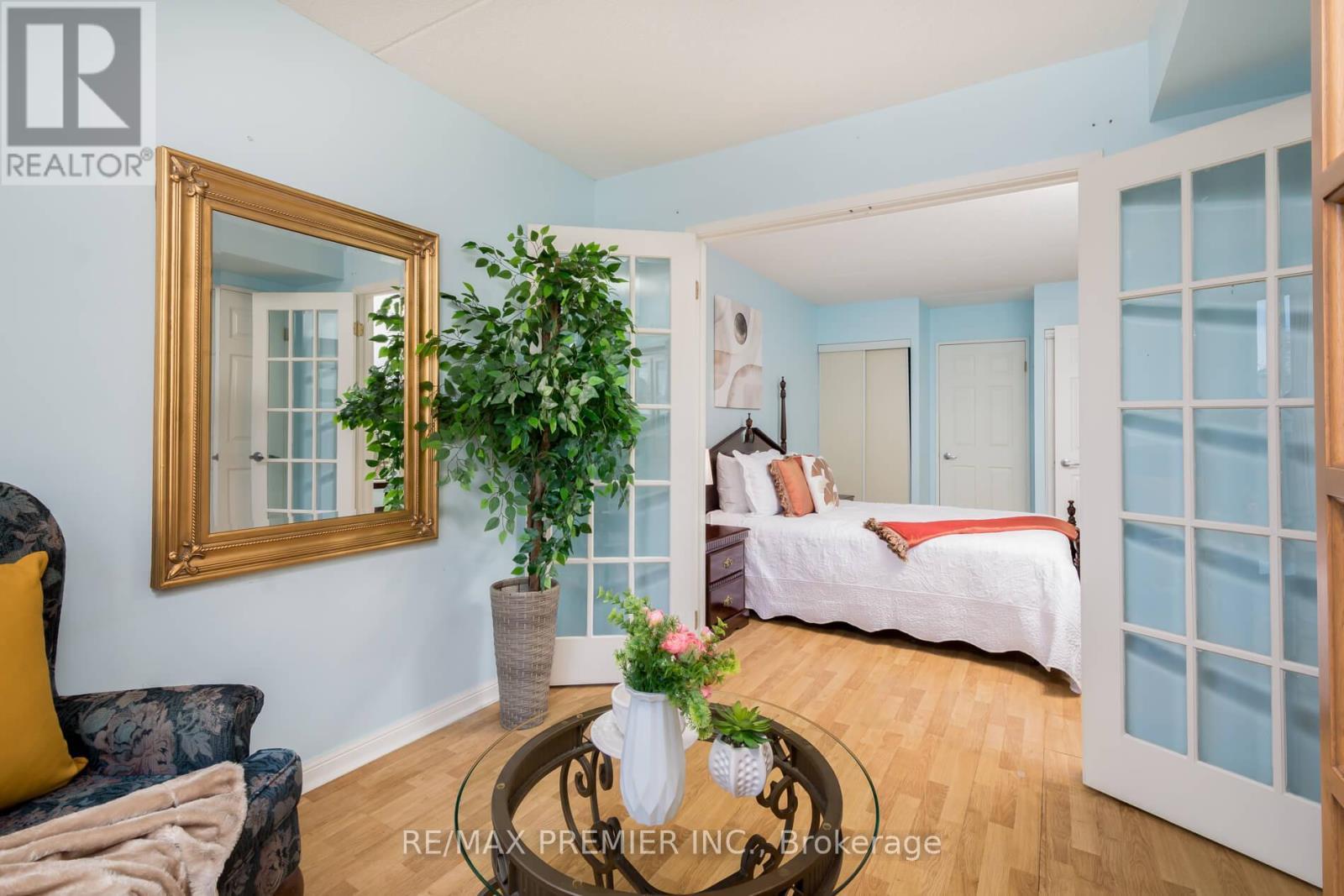 205 - 250 Pine Grove Road, Vaughan, ON - Indoor Photo Showing Bedroom
