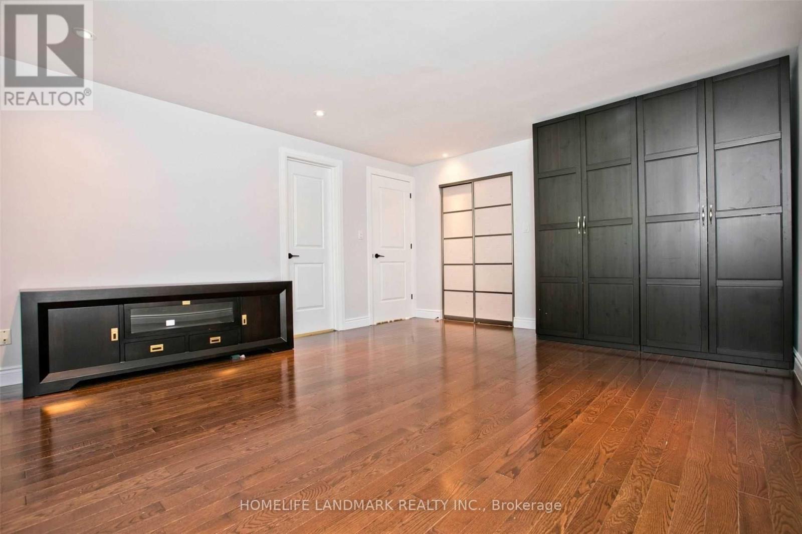 17 Caravan Drive, Toronto, ON - Indoor Photo Showing Other Room