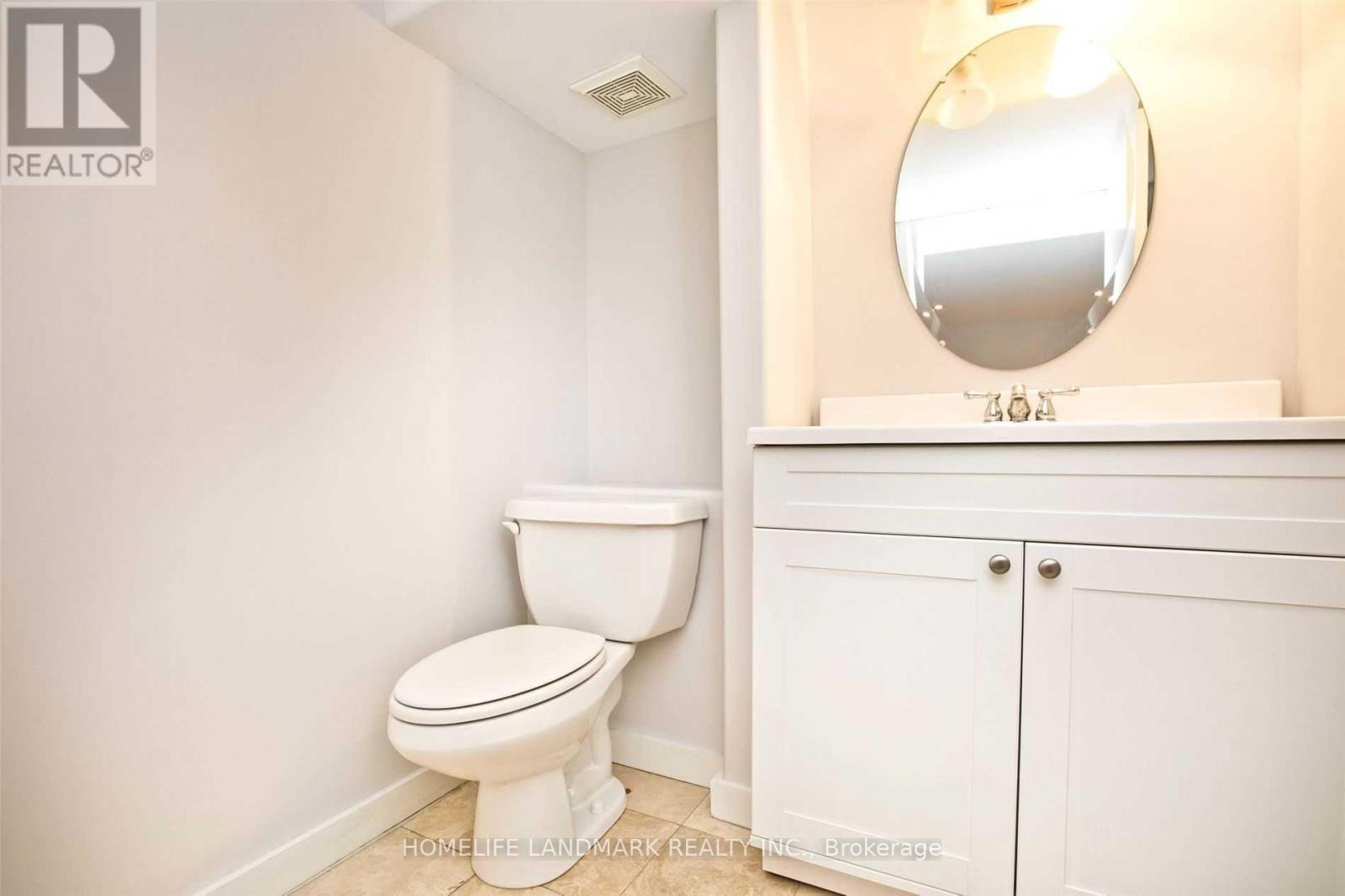 17 Caravan Drive, Toronto, ON - Indoor Photo Showing Bathroom