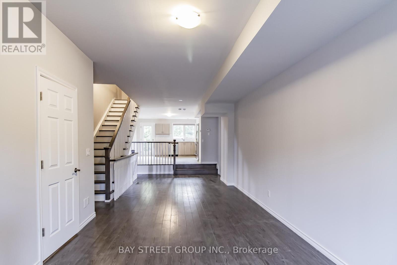 208 A Finch Avenue W, Toronto, ON - Indoor Photo Showing Other Room