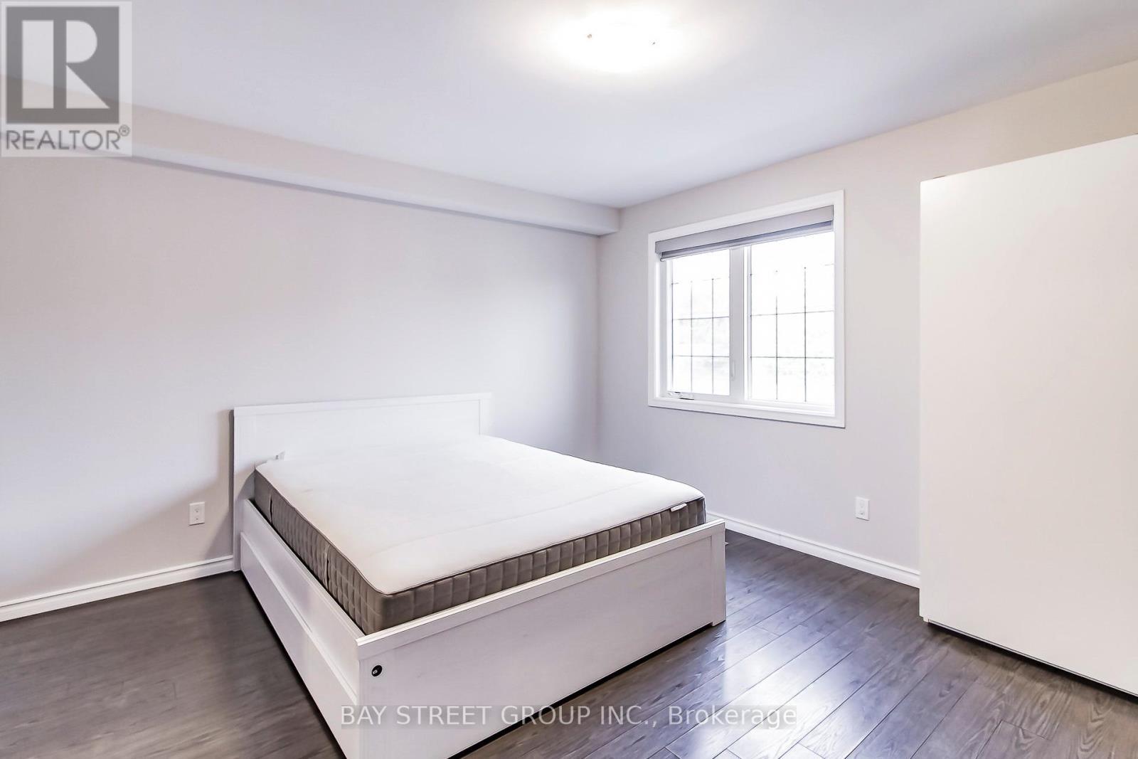208 A Finch Avenue W, Toronto, ON - Indoor Photo Showing Bedroom