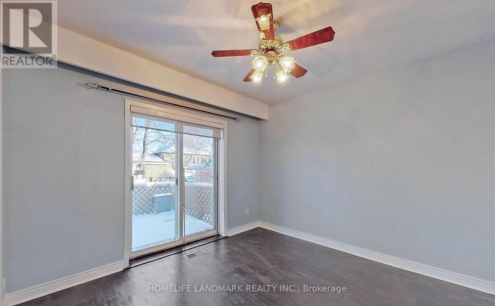 381 Osiris Drive, Richmond Hill, ON - Indoor Photo Showing Other Room