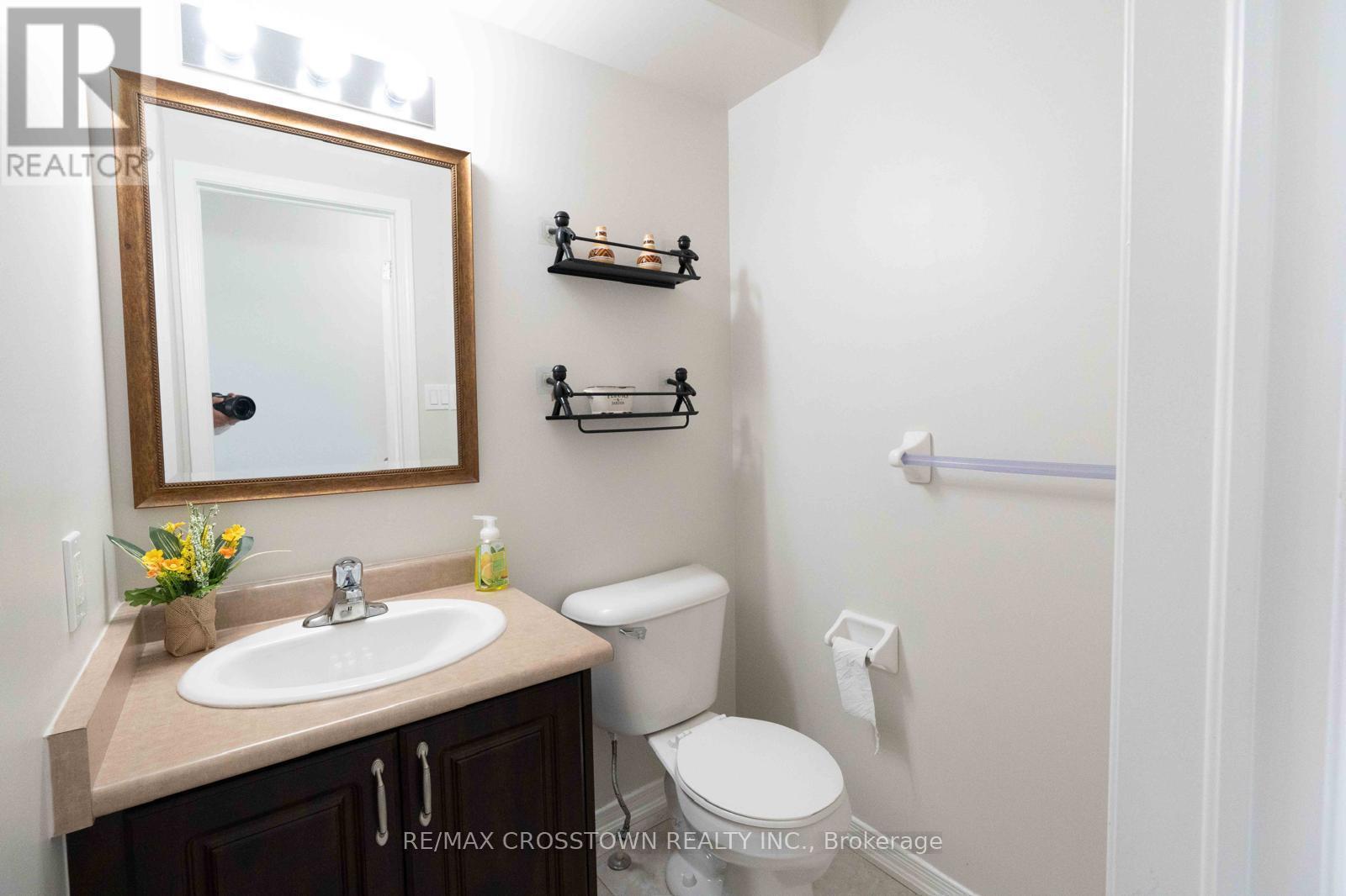 39 - 75 Prince William Way, Barrie, ON - Indoor Photo Showing Bathroom