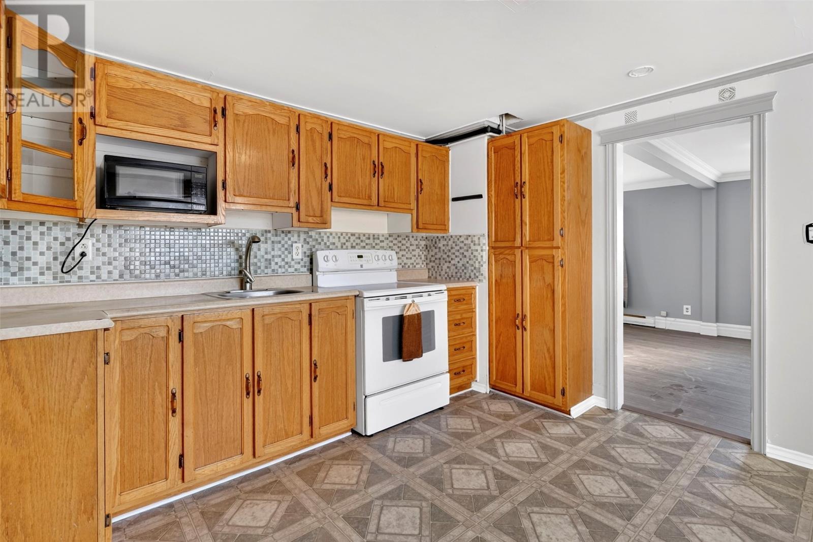 17 Back Cove Road N, Spaniards Bay, NL - Indoor Photo Showing Kitchen