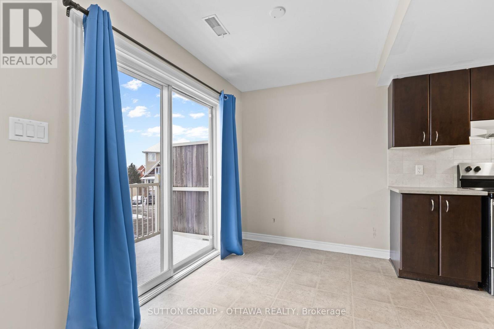 74 - 641 Louis Toscano Drive, Ottawa, ON - Indoor