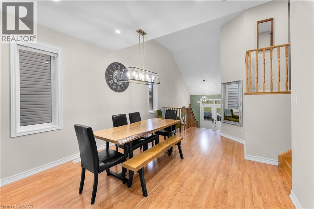 348 Concession 3 Road, Niagara-On-The-Lake, ON - Indoor Photo Showing Dining Room