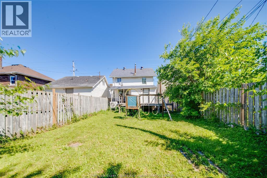 1333 Wyandotte Street West, Windsor, ON - Outdoor