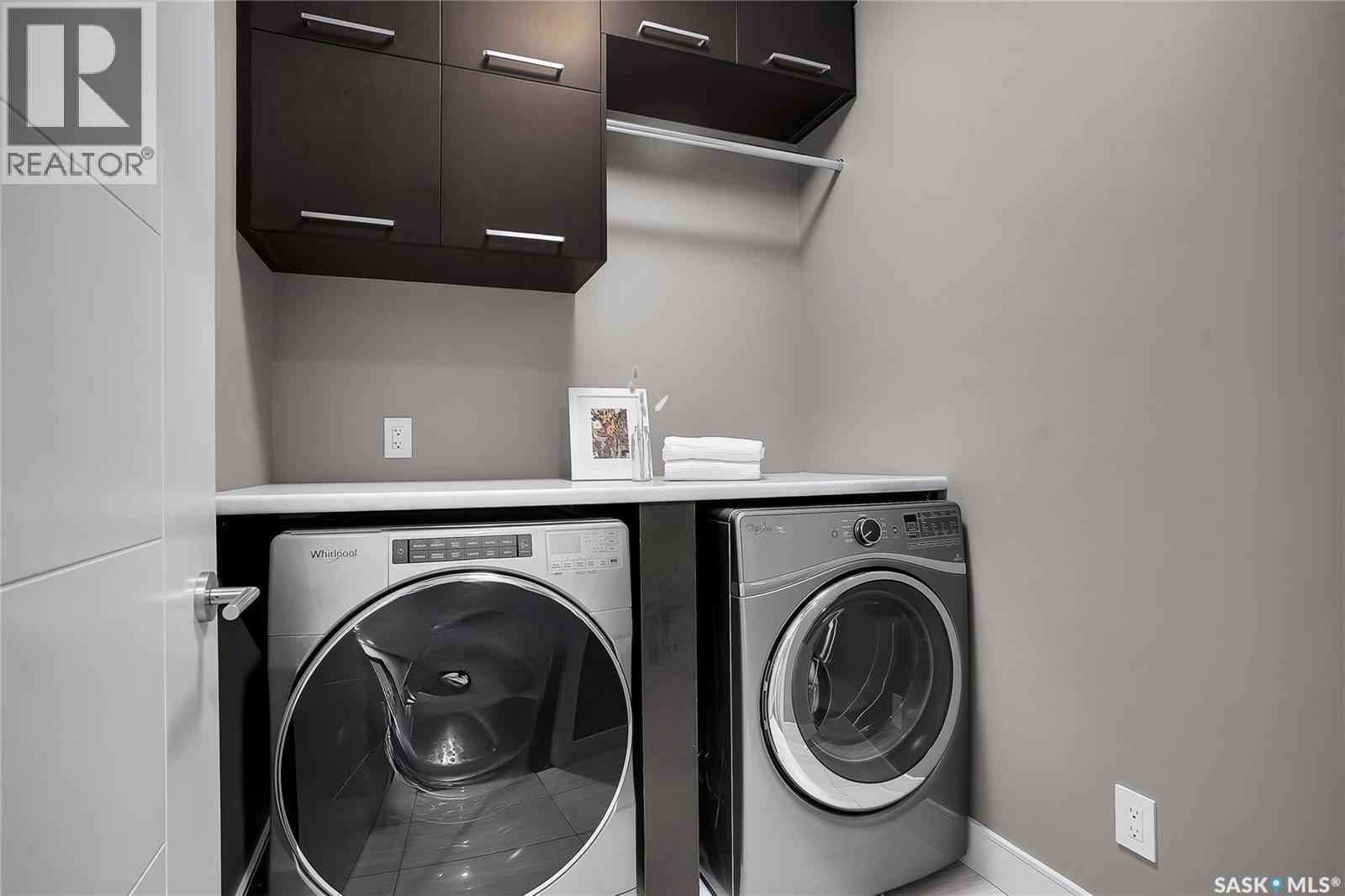 137 Gillies Bay, Saskatoon, SK - Indoor Photo Showing Laundry Room