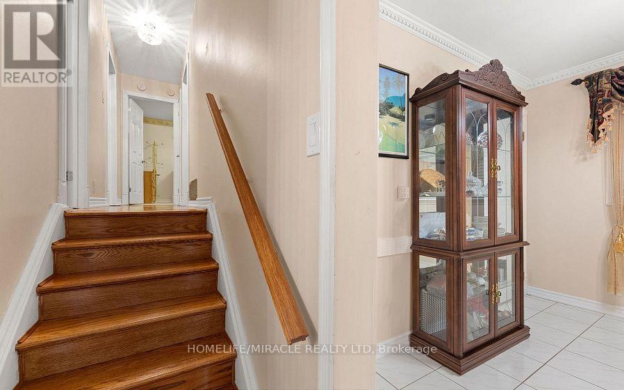 85 Autumn Boulevard, Brampton, ON - Indoor Photo Showing Other Room