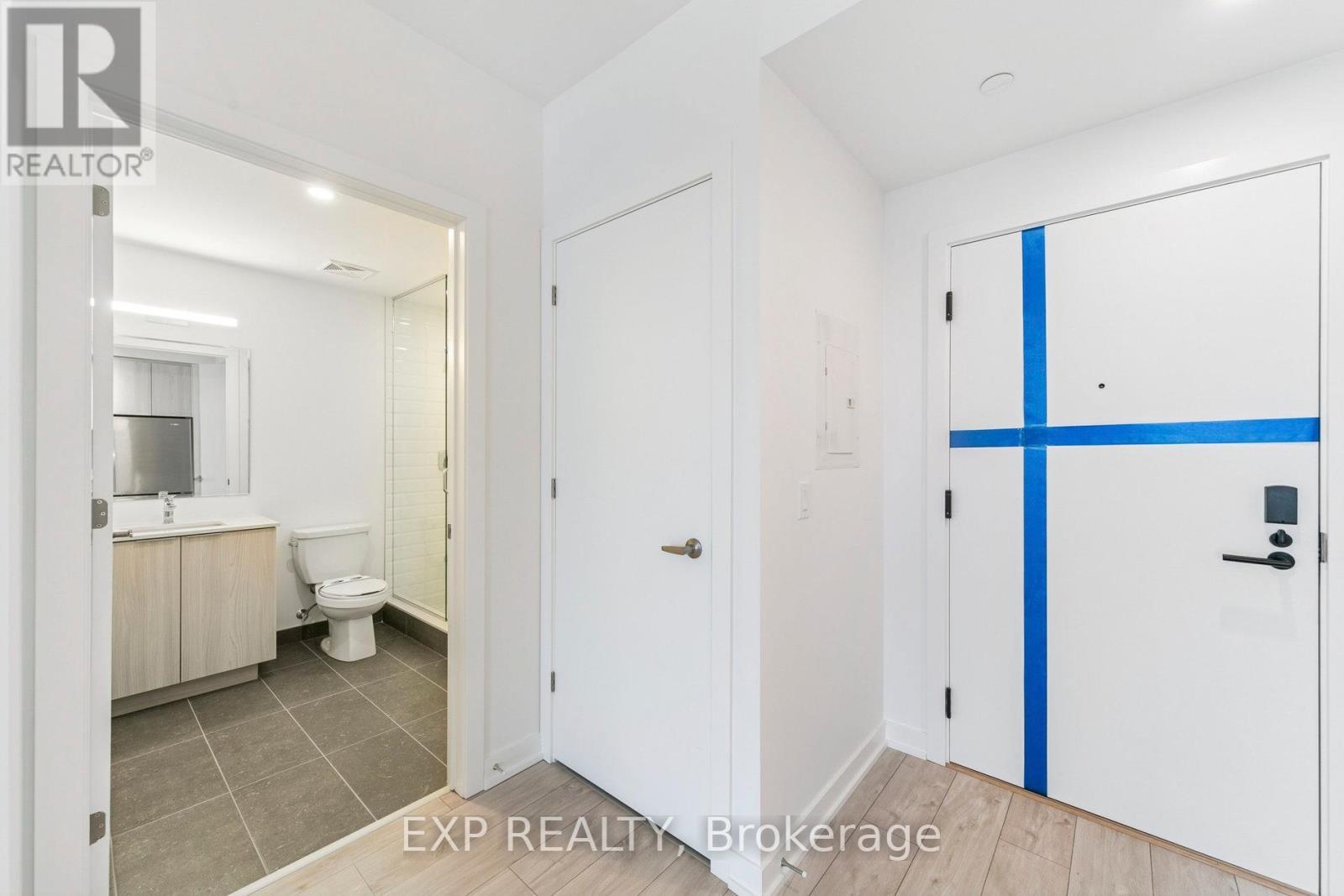 716 - 720 Whitlock Avenue, Milton, ON - Indoor Photo Showing Other Room