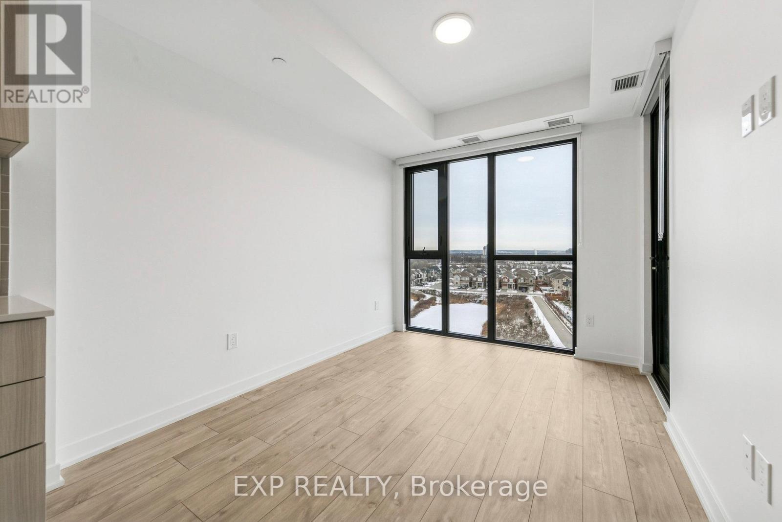 716 - 720 Whitlock Avenue, Milton, ON - Indoor Photo Showing Other Room