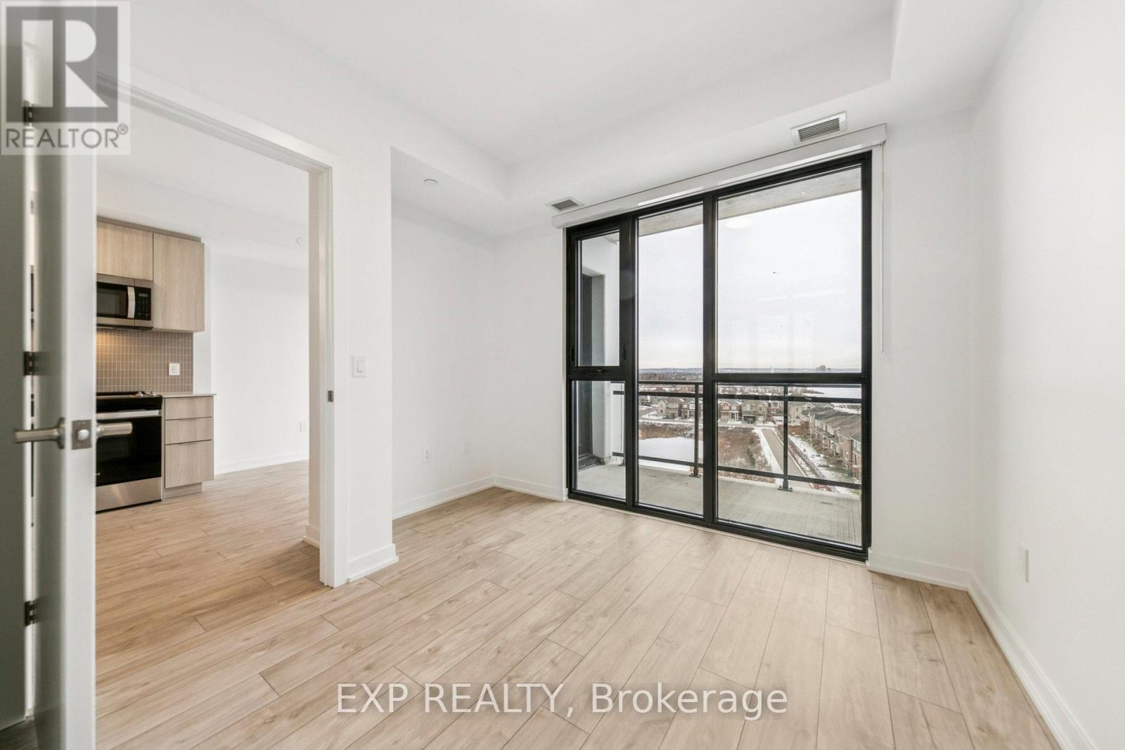 716 - 720 Whitlock Avenue, Milton, ON - Indoor Photo Showing Other Room