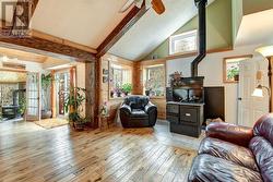 White House Living -