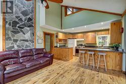 White House Kitchen/Living -