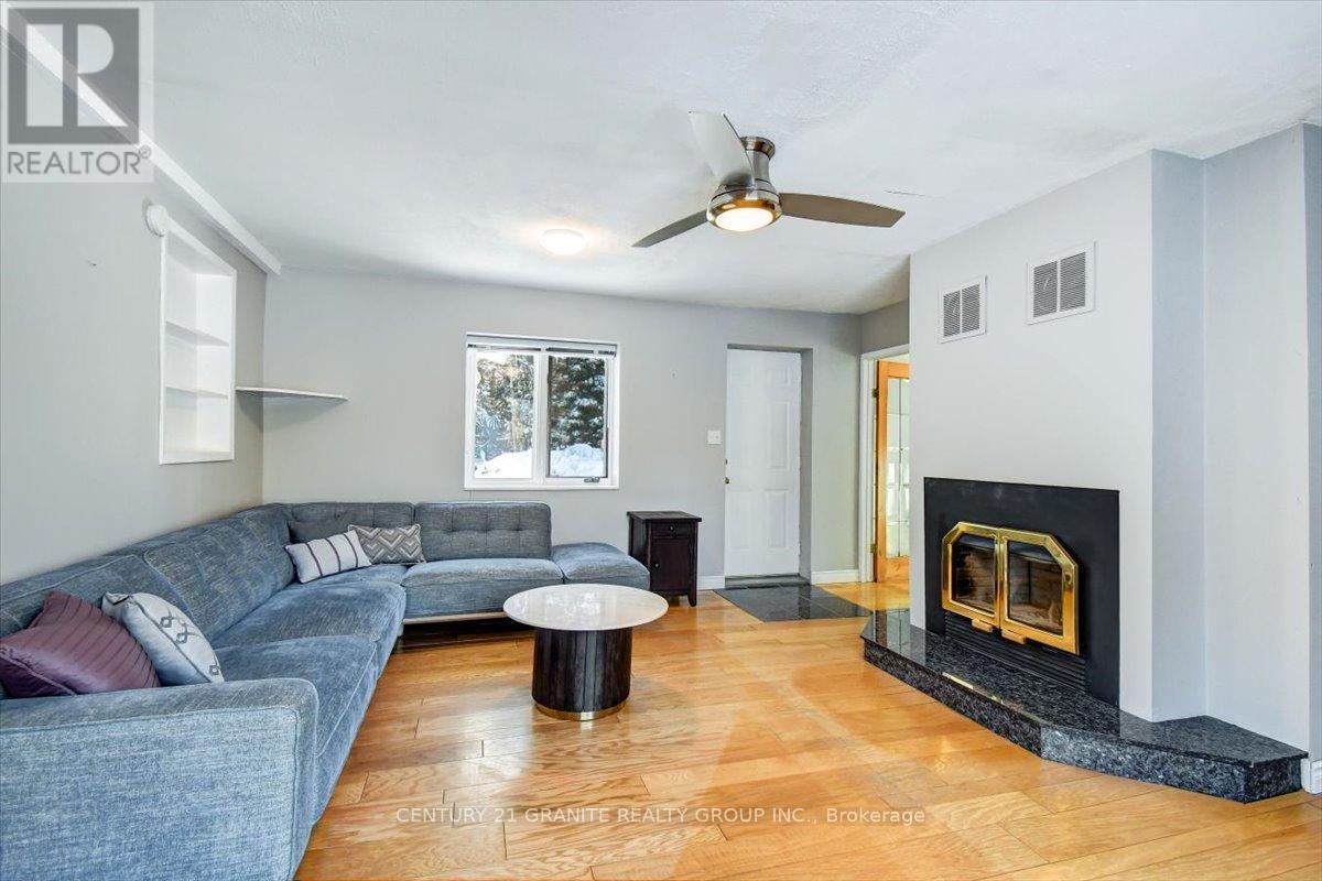 3157 Lower Faraday Road, Faraday, ON - Indoor Photo Showing Living Room With Fireplace
