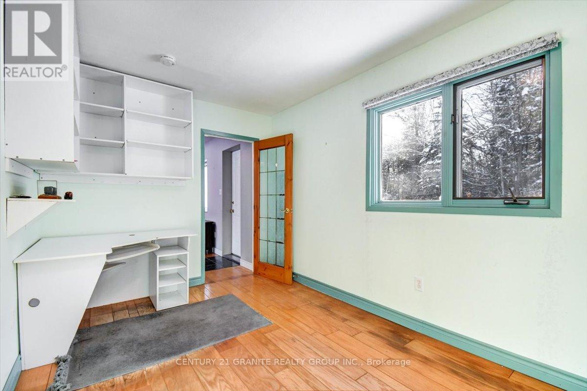 3157 Lower Faraday Road, Faraday, ON - Indoor Photo Showing Other Room