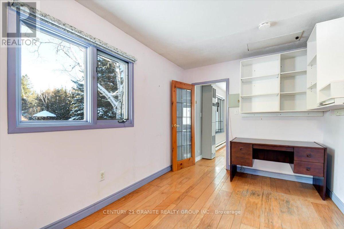 3157 Lower Faraday Road, Faraday, ON - Indoor Photo Showing Other Room