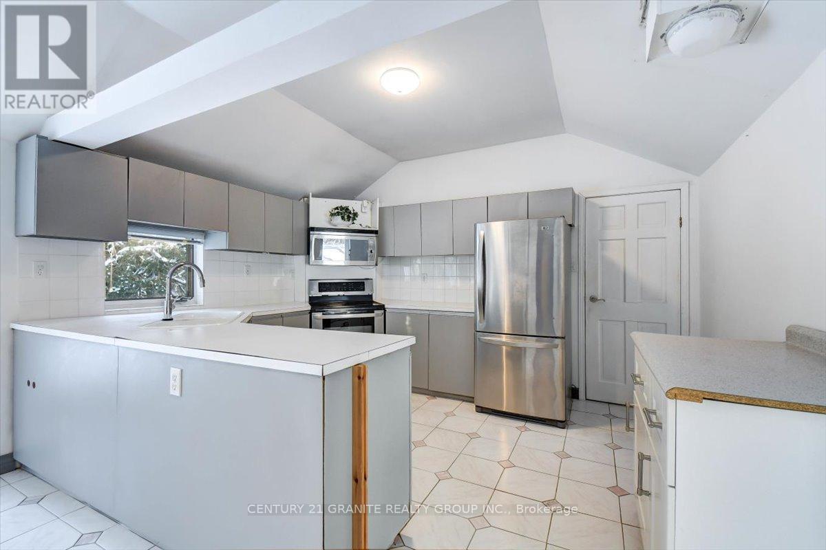 3157 Lower Faraday Road, Faraday, ON - Indoor Photo Showing Kitchen