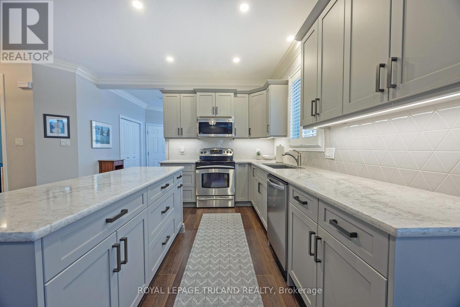 7 - 1617 Shore Road, London South (South A), ON