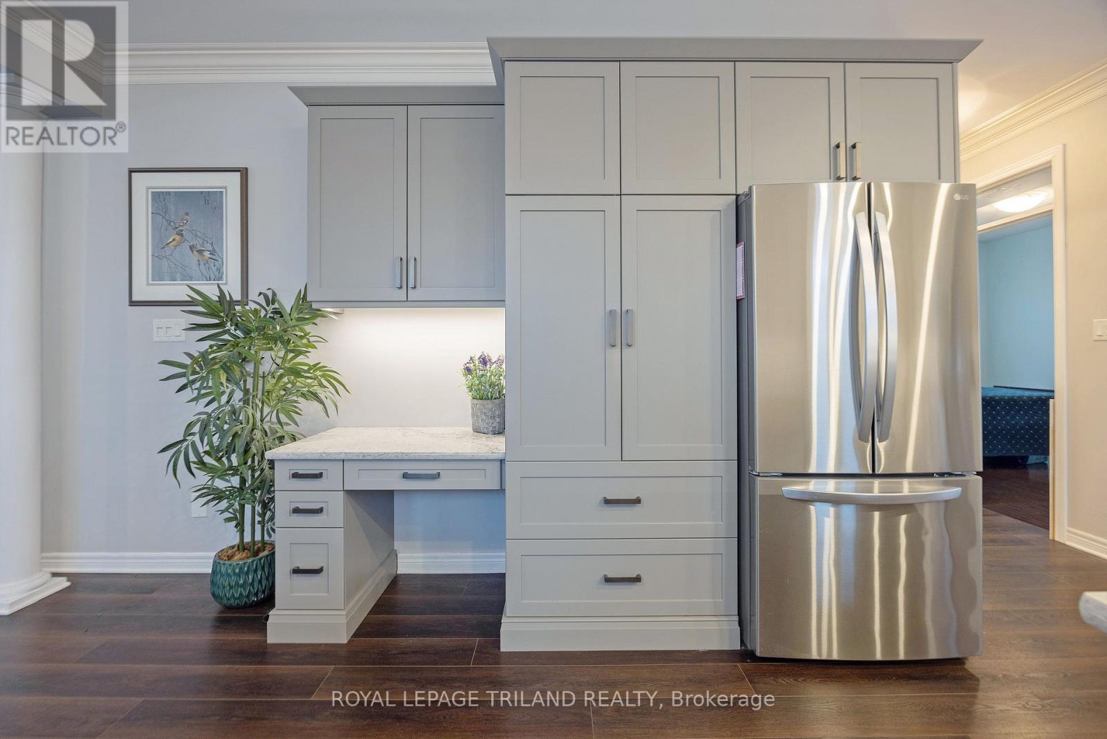 7 - 1617 Shore Road, London South (South A), ON