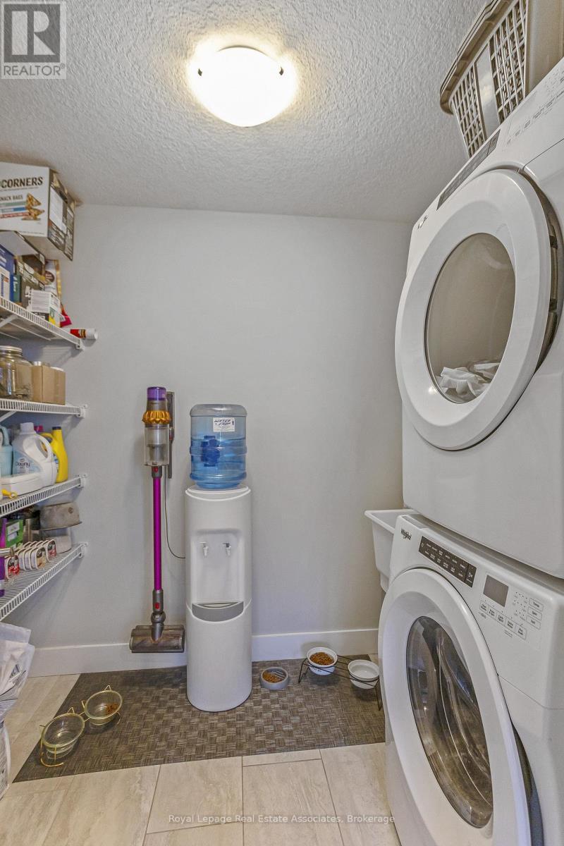 16 - 177 Edgevalley Road, London East, ON - Indoor Photo Showing Laundry Room