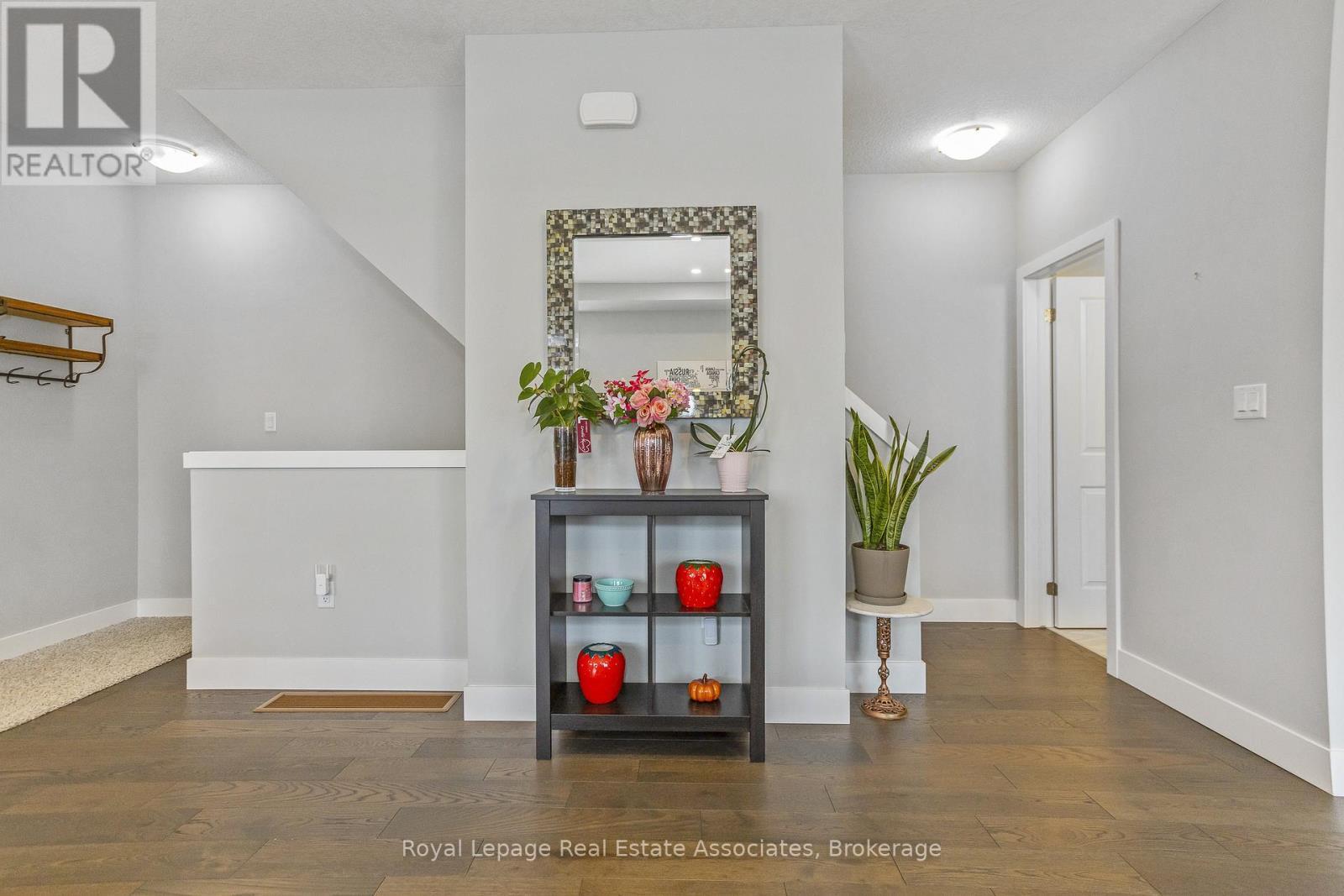 16 - 177 Edgevalley Road, London East, ON - Indoor Photo Showing Other Room