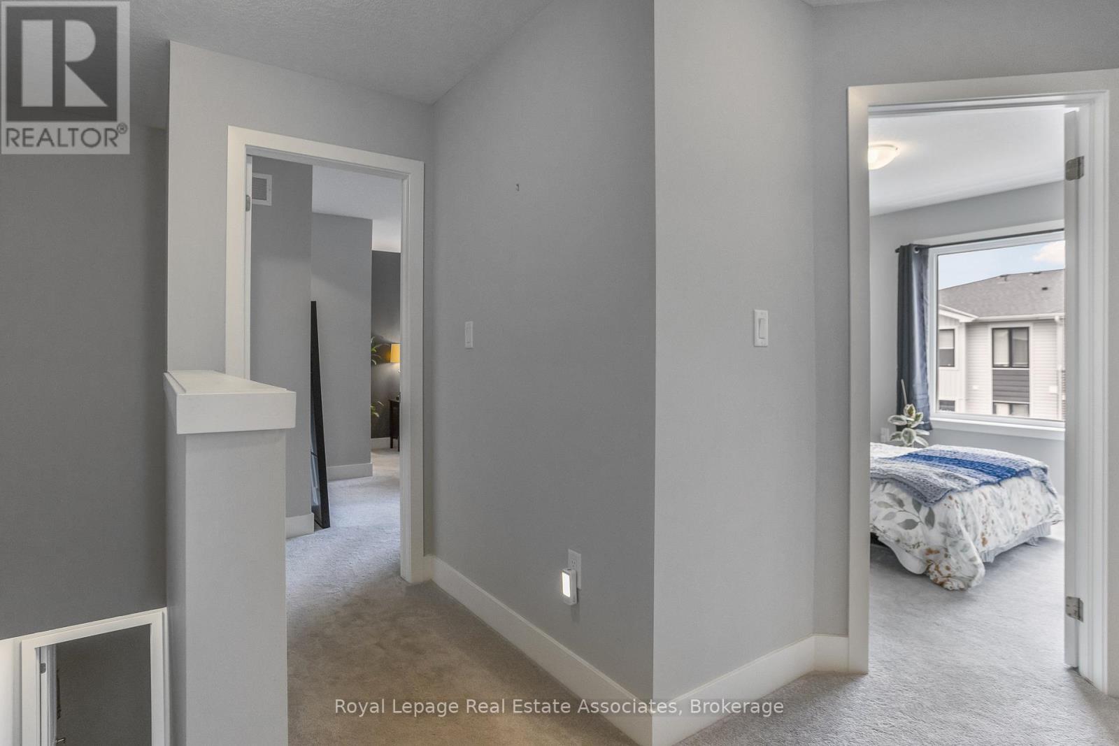 16 - 177 Edgevalley Road, London East, ON - Indoor