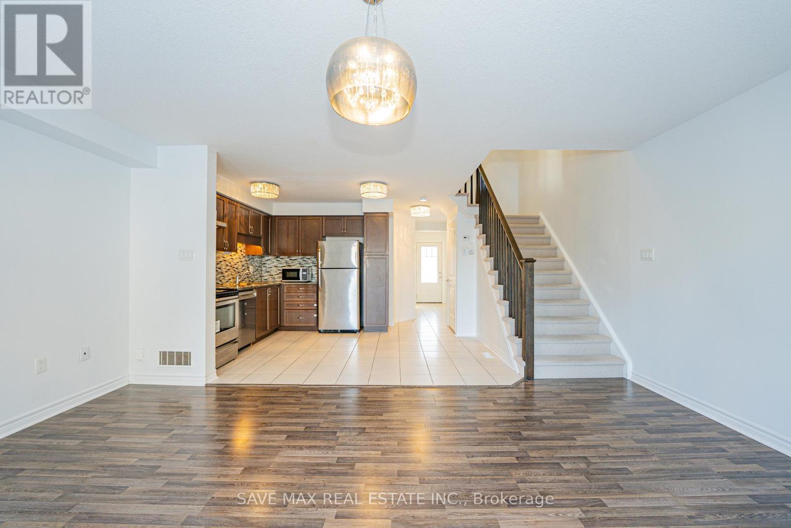 34 - 34 Arlington Crescent, Guelph, ON - Indoor