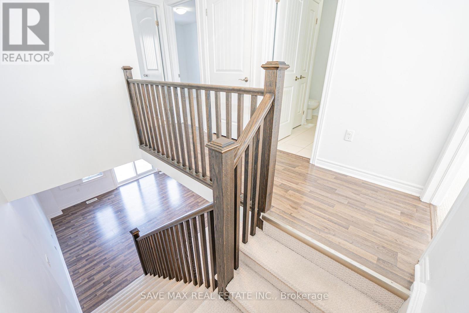 34 - 34 Arlington Crescent, Guelph, ON - Photo Showing Other Room