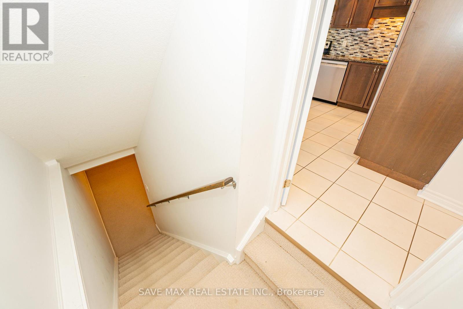 34 - 34 Arlington Crescent, Guelph, ON - Indoor Photo Showing Other Room