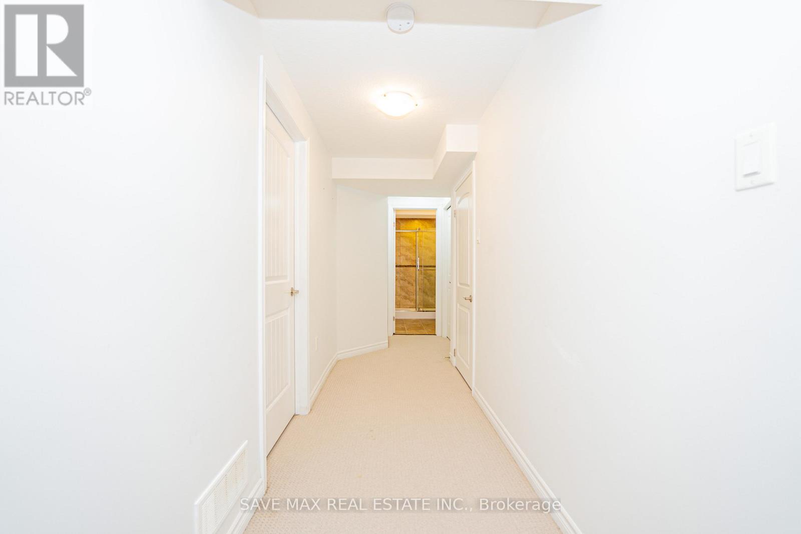 34 - 34 Arlington Crescent, Guelph, ON - Photo Showing Other Room