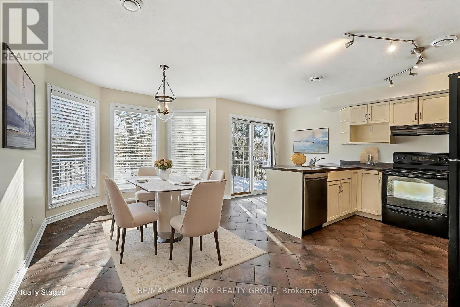 124 Bell Street, Carleton Place, ON - Indoor