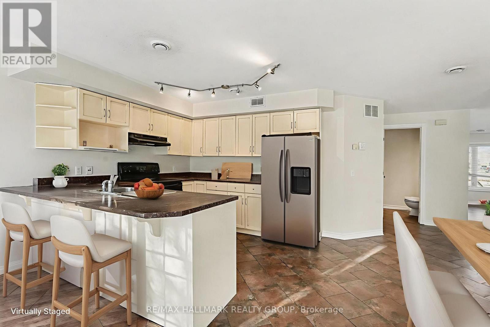 124 Bell Street, Carleton Place, ON - Indoor Photo Showing Kitchen