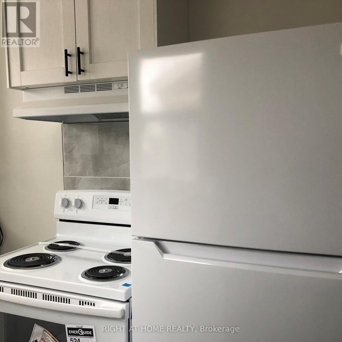 3 - 55 Glendale Avenue S, Ottawa, ON