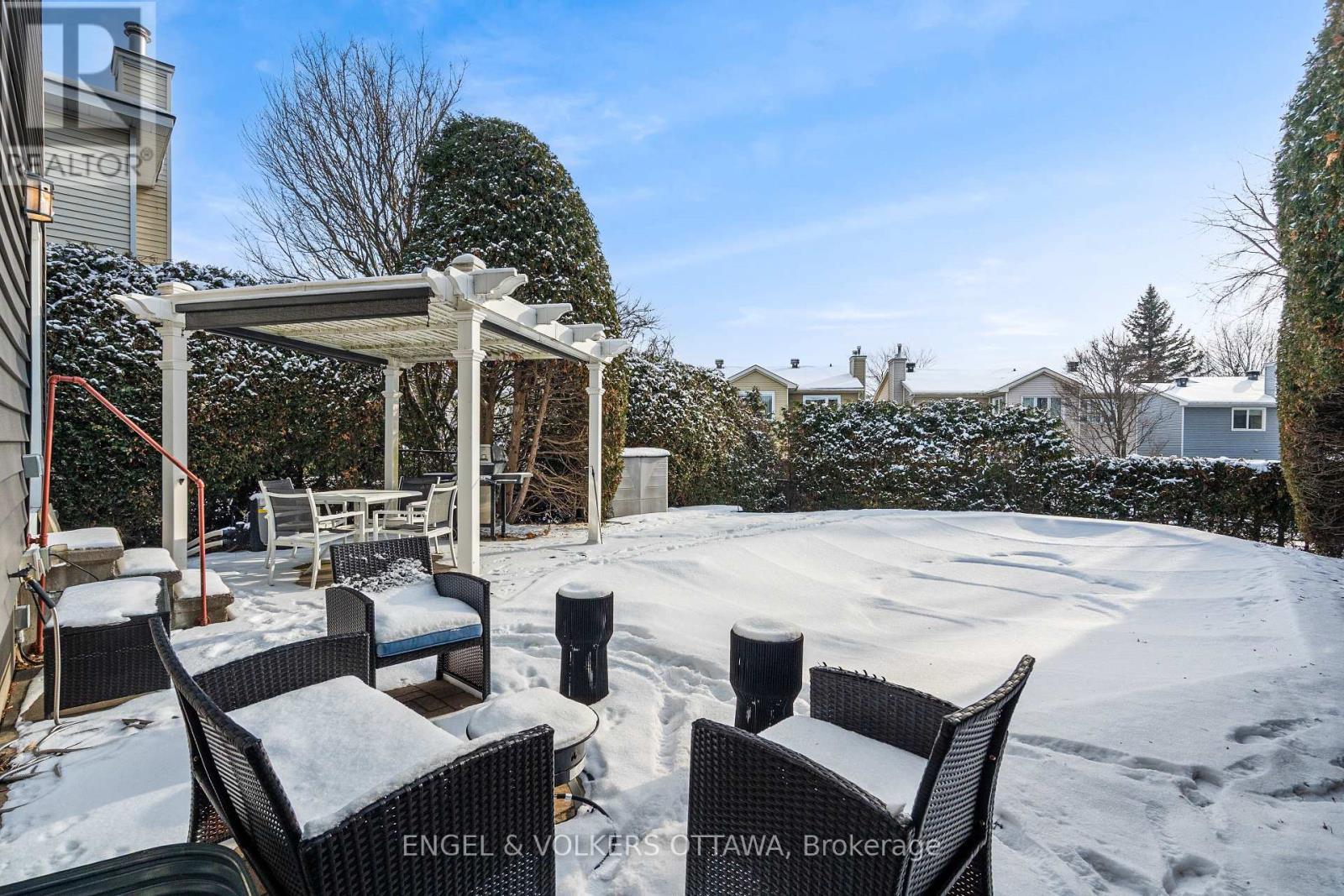 29 Valley Ridge Street, Ottawa, ON - Outdoor