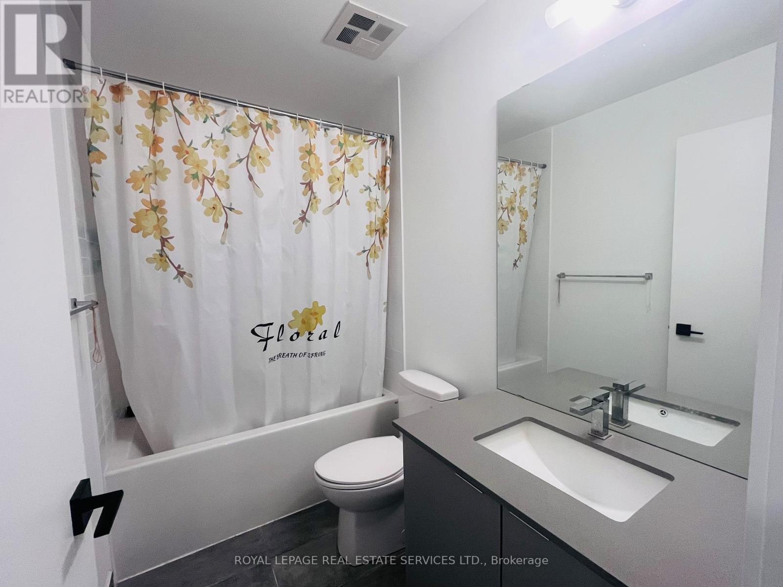 407 - 2481 Taunton Road, Oakville, ON - Indoor Photo Showing Bathroom